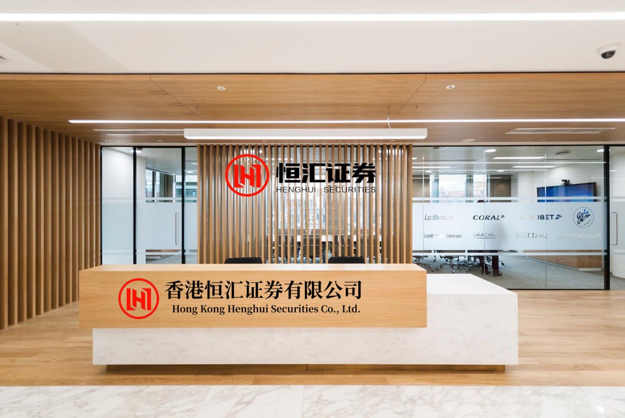 聚富人 尾盘：美股三大股指悉数走低